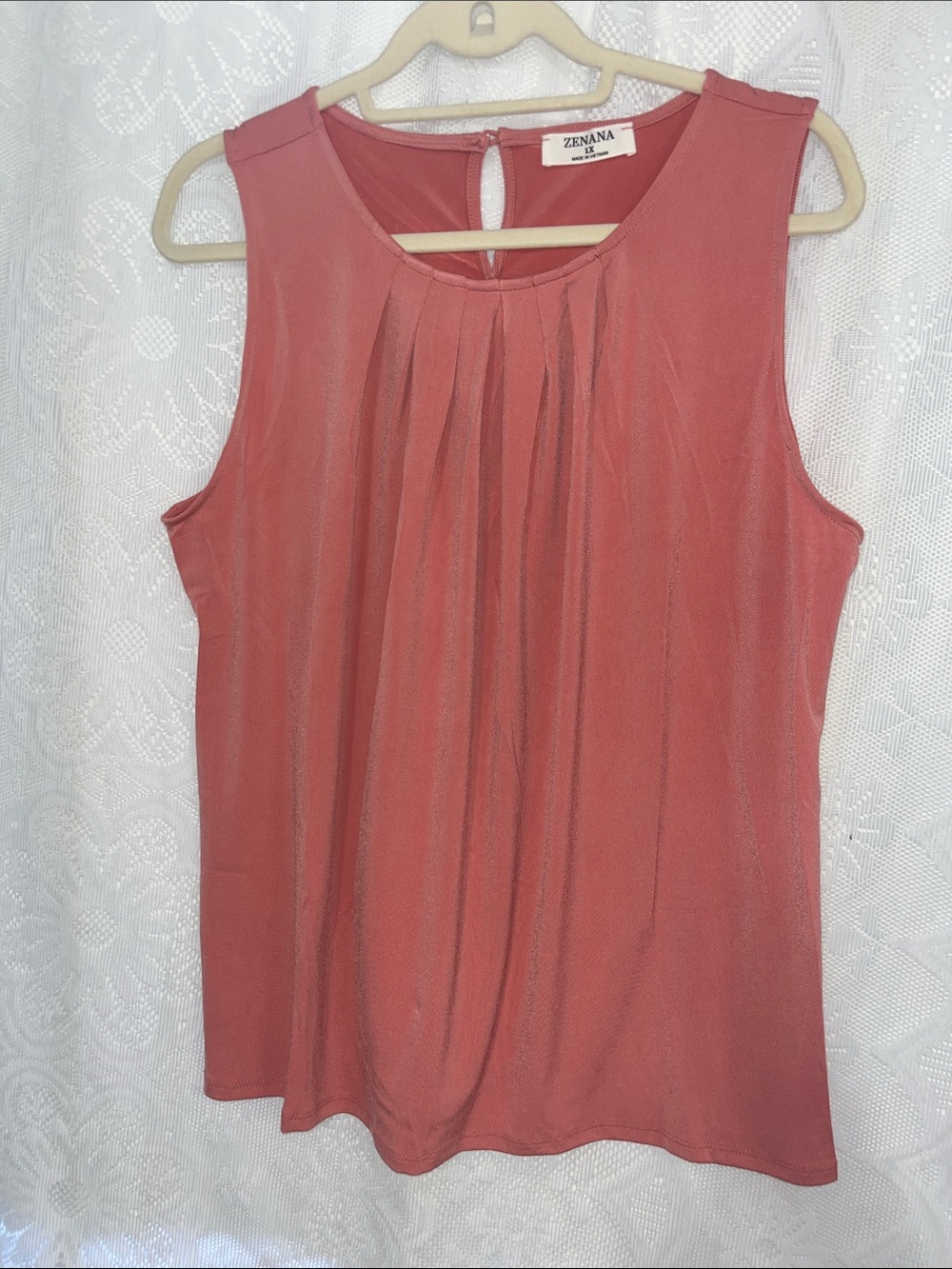 Zenana Outfitters Pleated Sleeveless Shell Top - Dusty Rose NIB